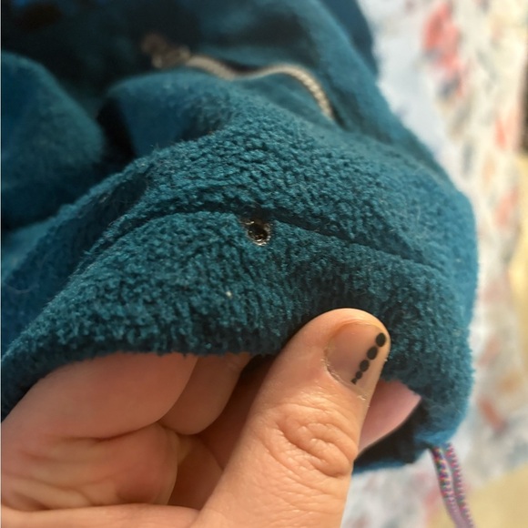 Vintage Blue and Green Zip Up Sweater with Full-Zip Design - Picture 7 of 14